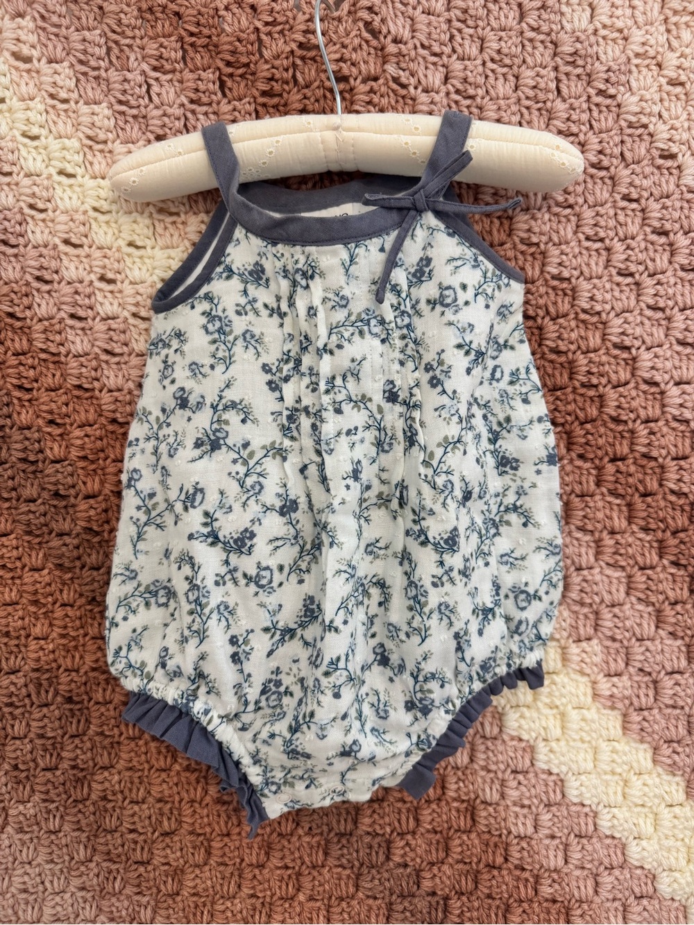 Blue floral organic cotton onesie 3-6 months